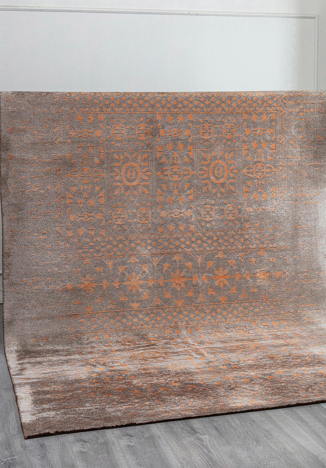 SCRIPT ORANGE - GREY RUG - 4