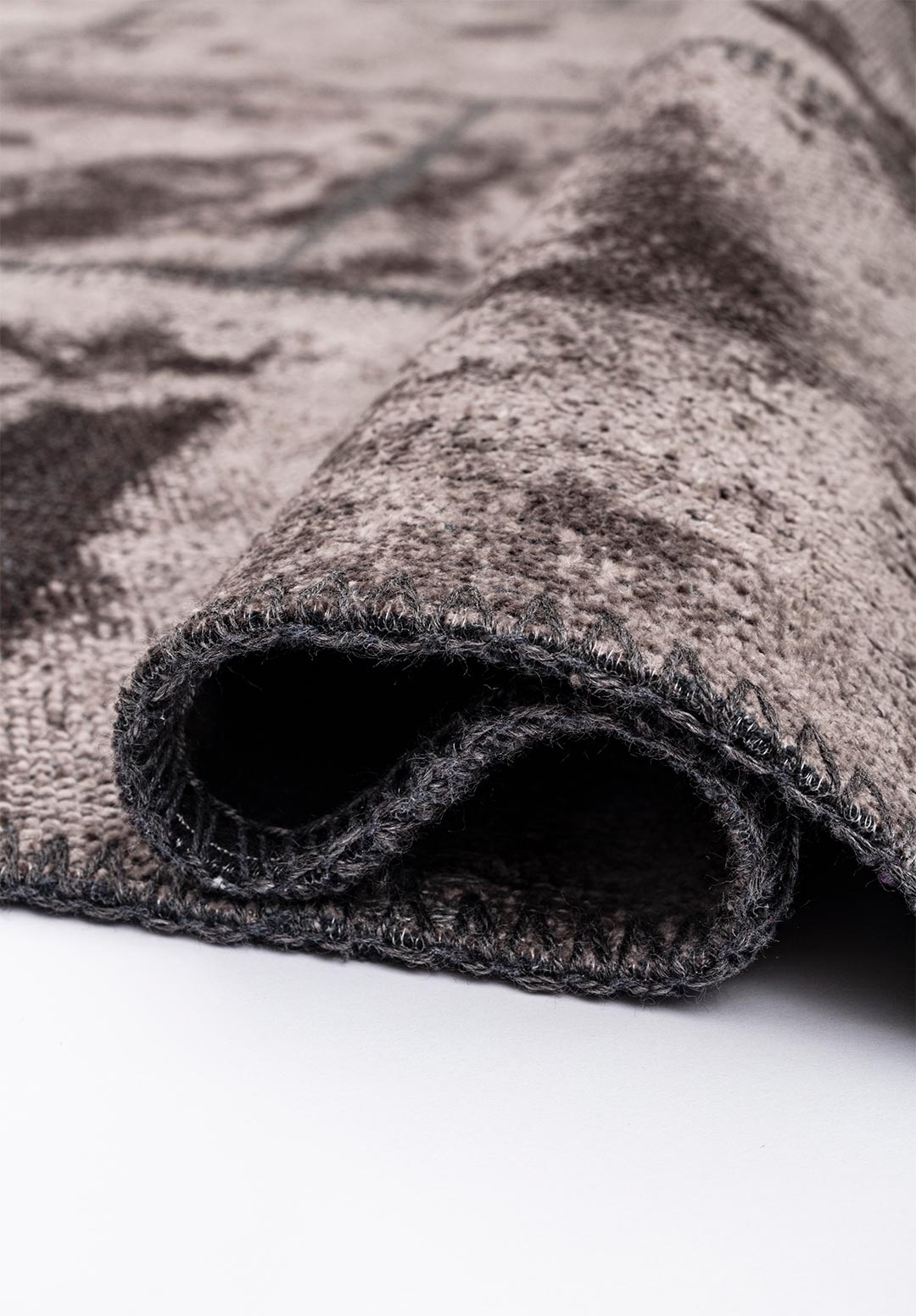PATCH DARK GREY RUG - 2