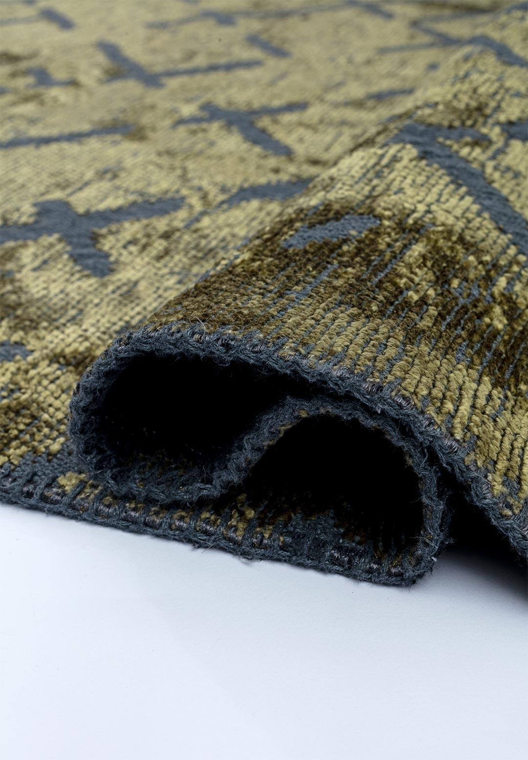 MYSTIQUE GREEN RUG - 2