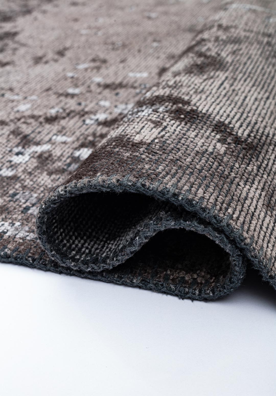 PAINT DARK GREY - LIGHT GREY RUG - 2
