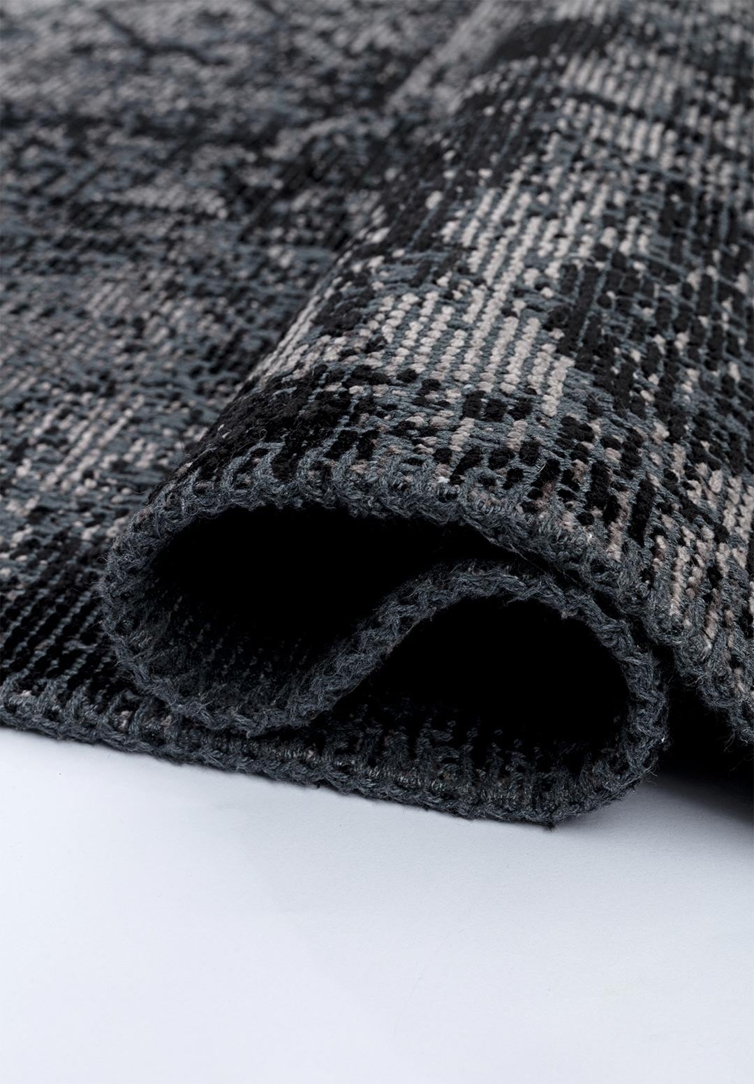 TILE BLACK - DARK GREY RUG - 2