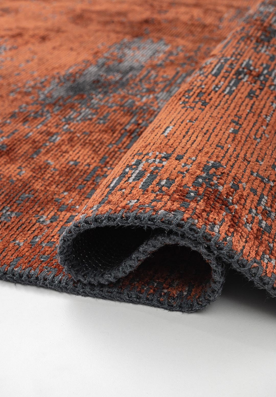 SURFACE GREY - RUST RUG - 2