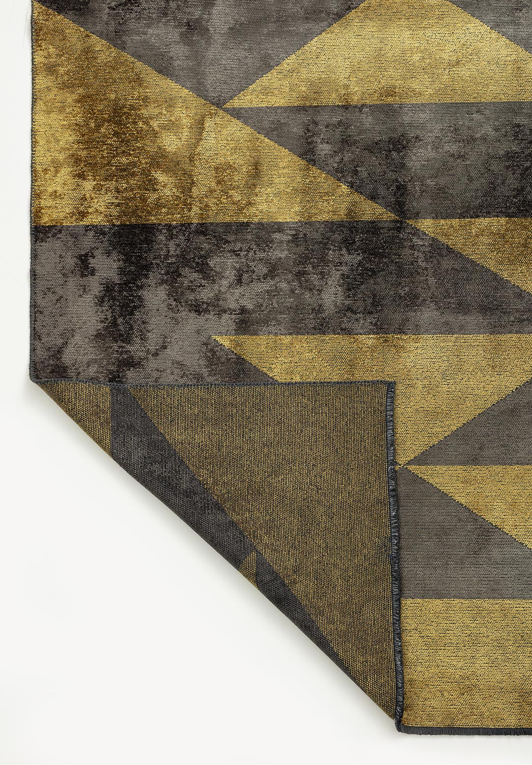 SYMMETRY ANTHRACITE - GOLD RUG - 3
