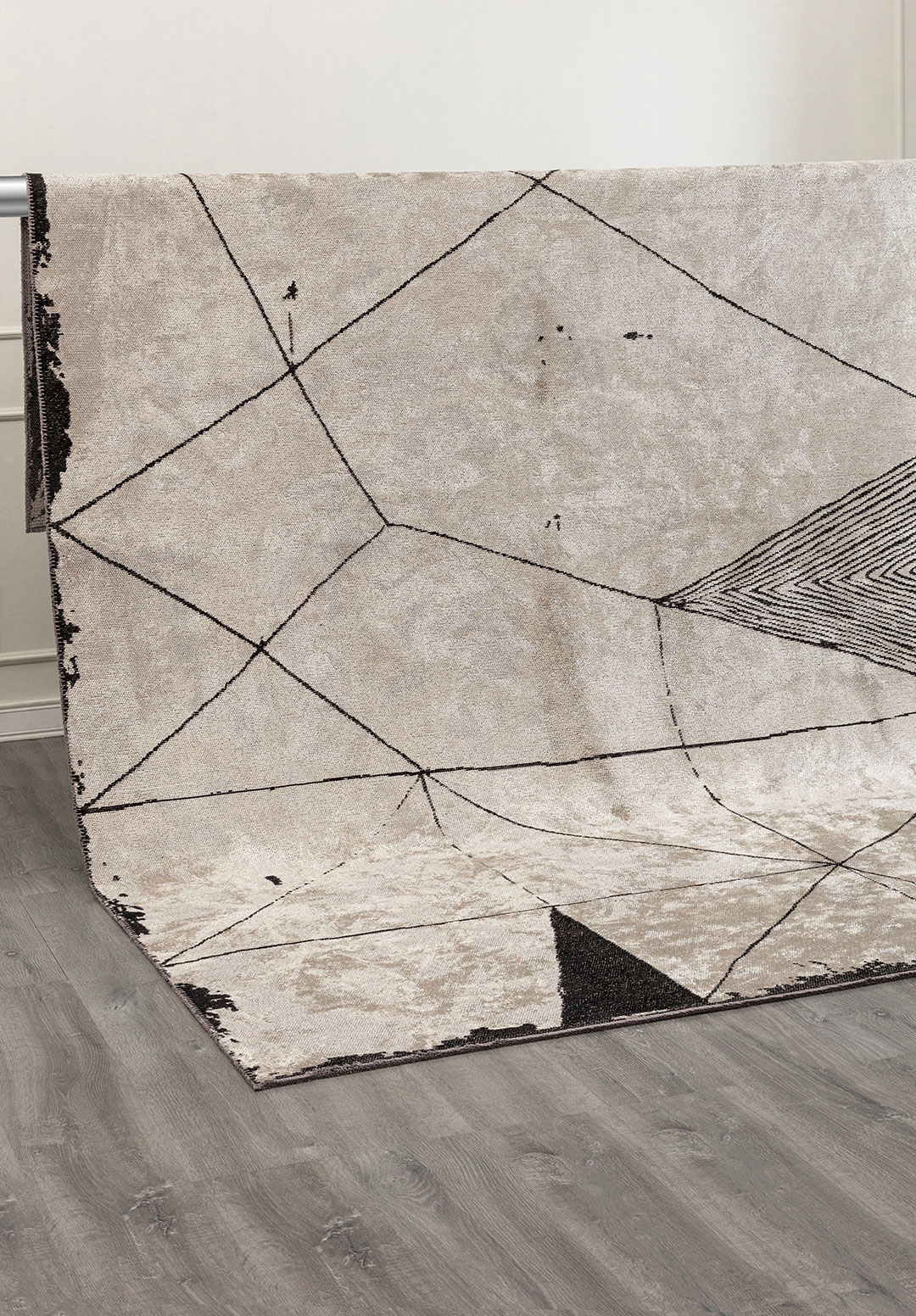 ASTRO BLACK - BONE RUG - 4