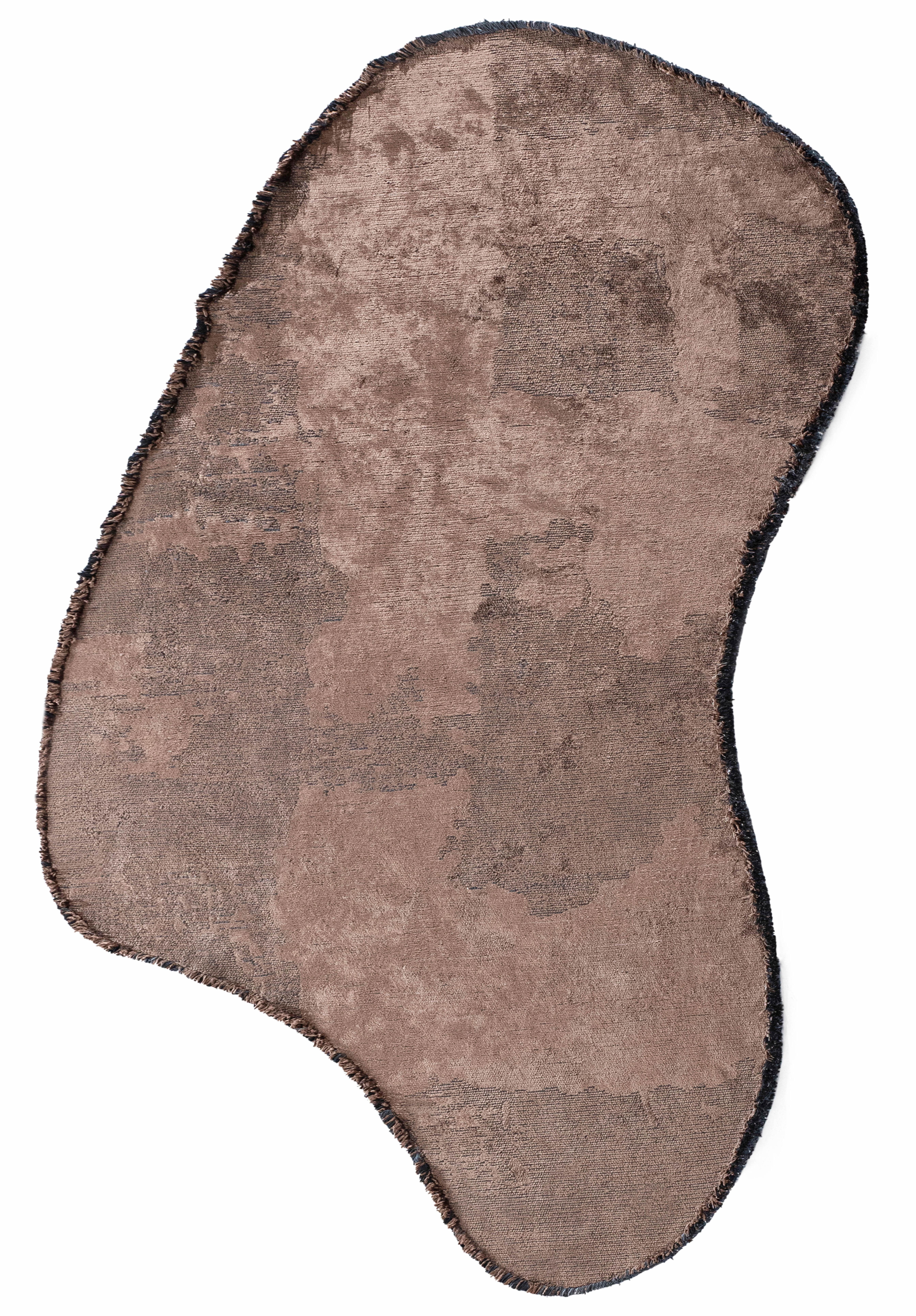 LUSH MOCHA RUG